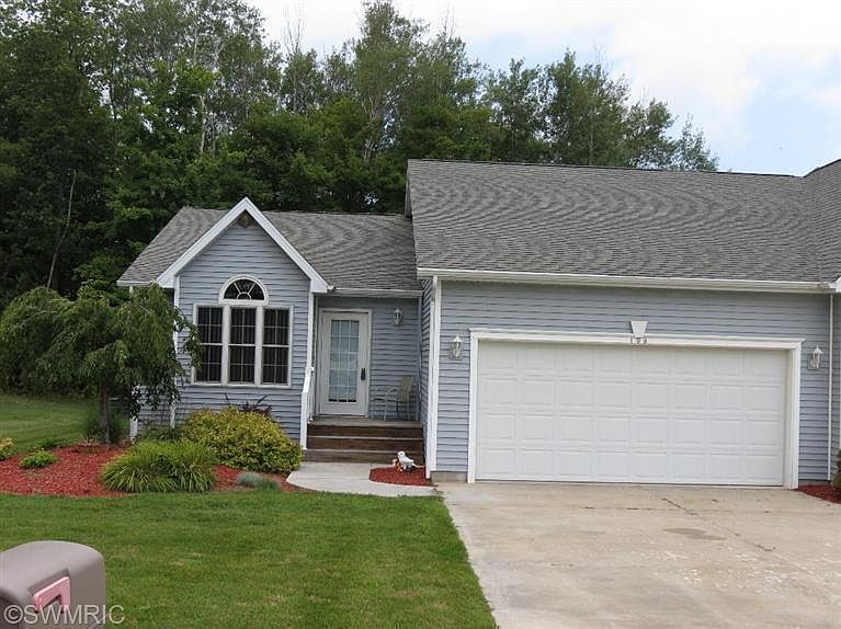 1st image of 109 Creek Dr #4