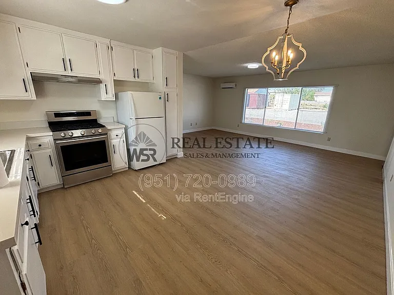 24340 Eucalyptus Ave — Photo 9