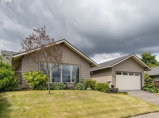 13900 NE Klickitat Ct, Portland, OR 97230