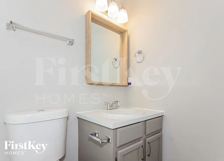 1320 Eagles Landing Dr — Photo 13