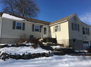 22 Creeden Hill Rd, Middletown, NY 10940