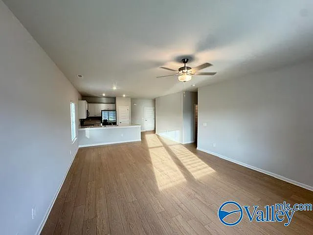 15426 Grayson Cir — Photo 5