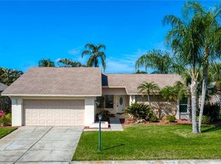 6552 Waterford Cir, Sarasota, FL 34238