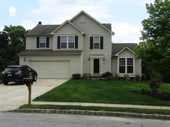 129 Revere Dr, Deptford, NJ 08096