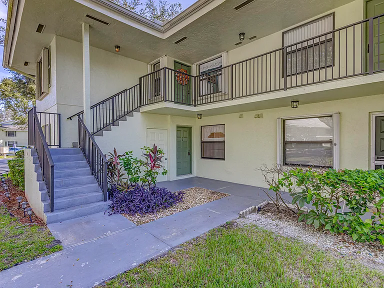 601 Sabal Ridge Cir #A — Photo 5