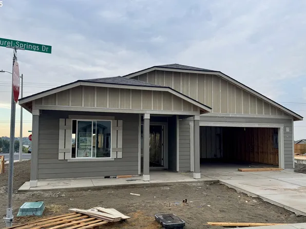896 NE Laurel Springs Dr, Hermiston, OR 97838