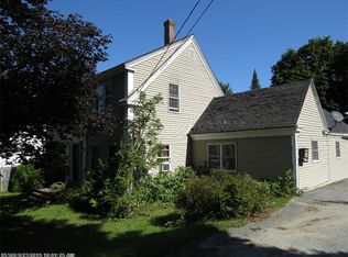 6 Maple St, Gardiner, ME 04345