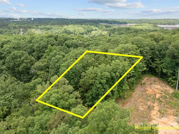 1607 Hart Rd, Charlotte, NC 28214