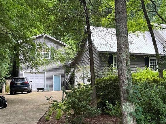 2nd image of 2956 Horseleg Creek Rd SW