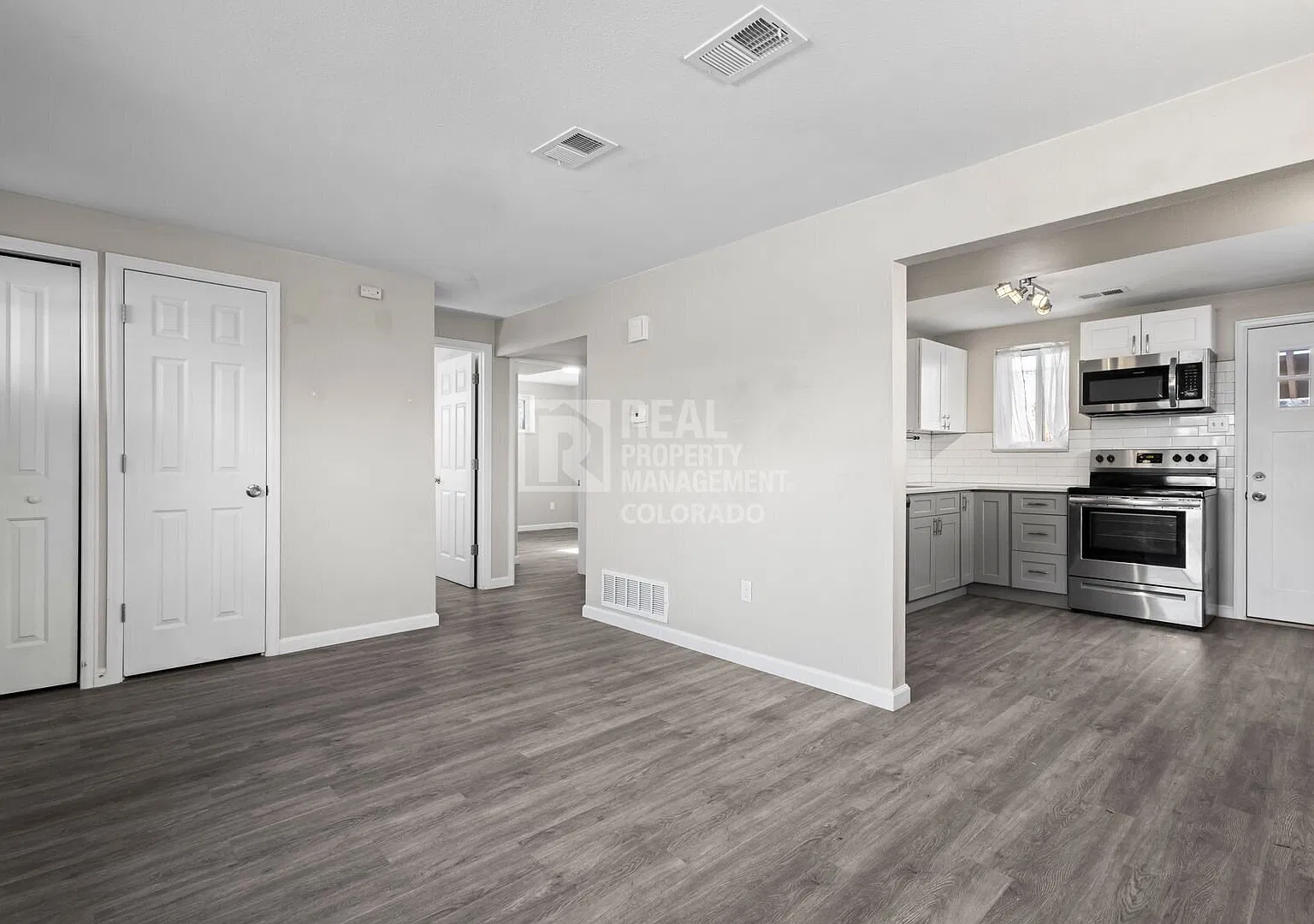 Updated 2-Bedroom Rental with Huge Fenced Backyard in Rosedale — Photo 1
