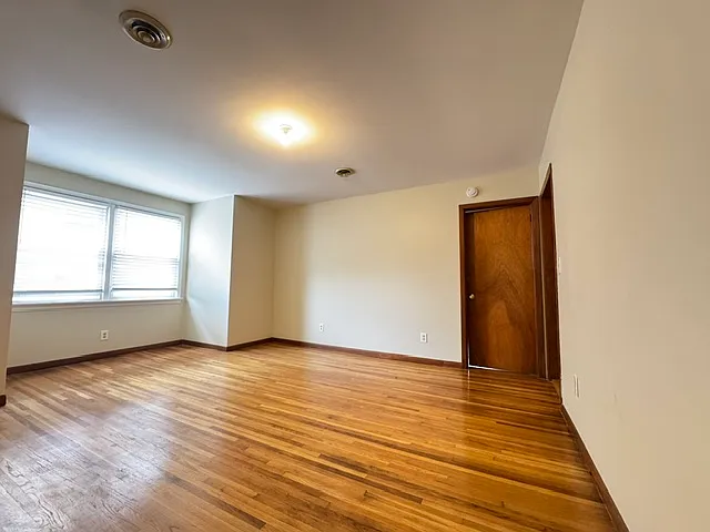 9 James St #1 — Photo 3