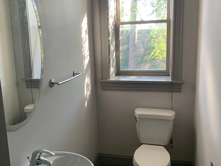 4218 Gibson Ave — Photo 8