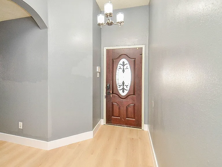 16307 Scotch Hollow Ln — Photo 12