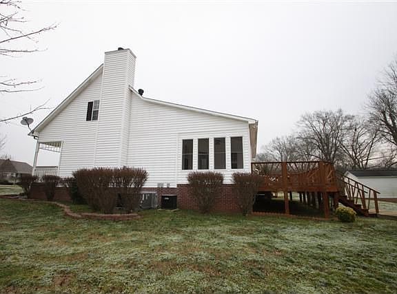 3rd image of 579 Miriah Dr