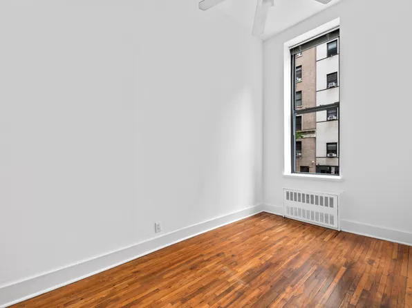 132 West 71st Street 3 image 7 of 8