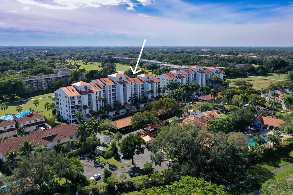 4108 W Palm Aire Drive #083b, photo 2