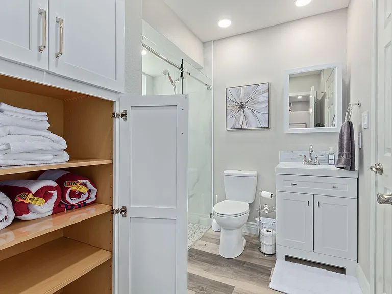 945 N Pasadena St #125 — Photo 34