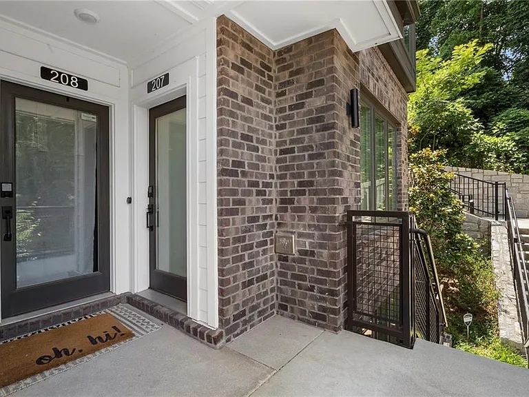 371 Pratt Dr SE #207 — Photo 3