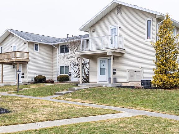 2nd image of 734 Eastbrooke Ln