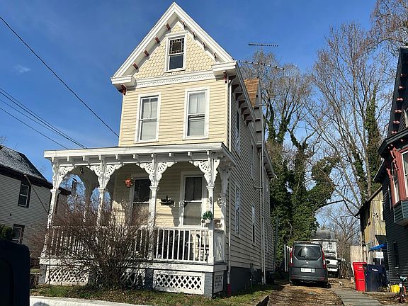 2nd image of 84 Fayette St