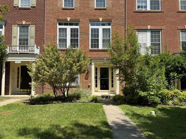 3844 Sugarloaf Pkwy, Frederick, MD 21704