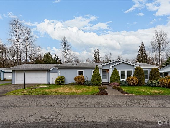 2nd image of 6519 238th Avenue Ct E #14