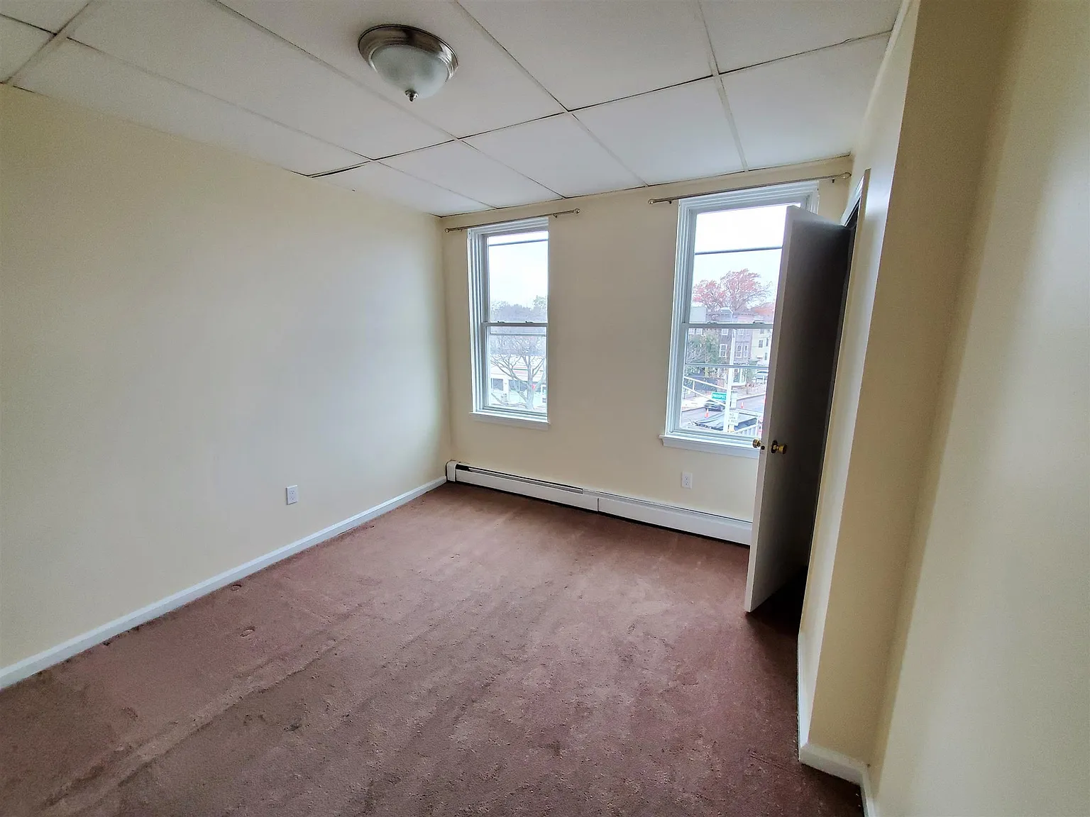 286 Prospect St — Photo 3
