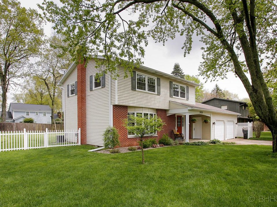 2820 tattersall road-101