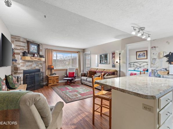 1380 Ski View Dr #2202, Gatlinburg, TN 37738