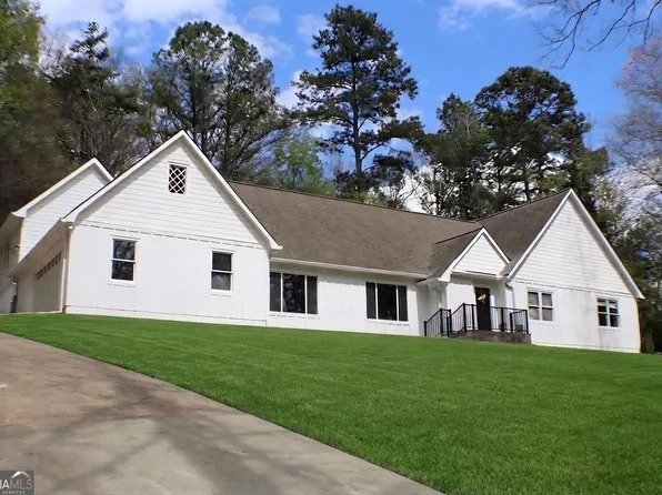 231 Breeze Hill Ln, Canton, GA 30114