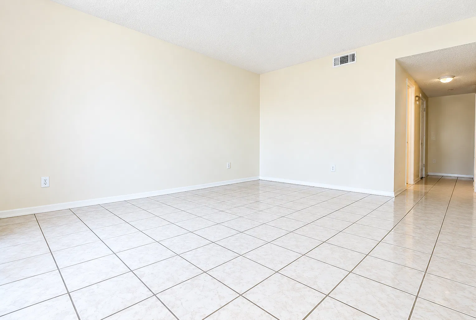201 East Sequoia Avenue - 4 — Photo 4