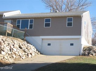 908 3rd Ave NW, Mandan, ND 58554