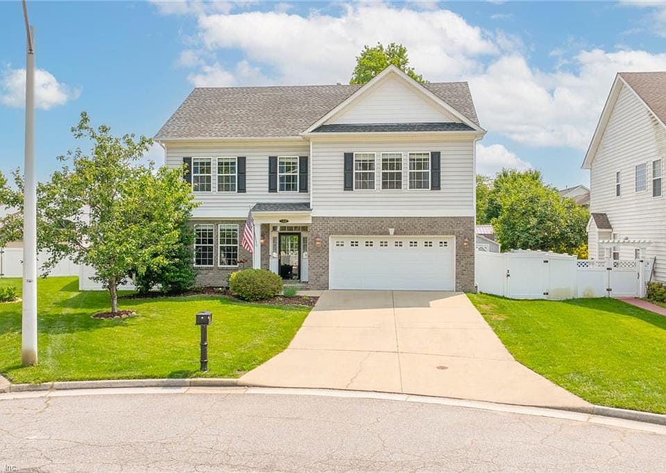1st image of 2408 Stumpy Lake Ct