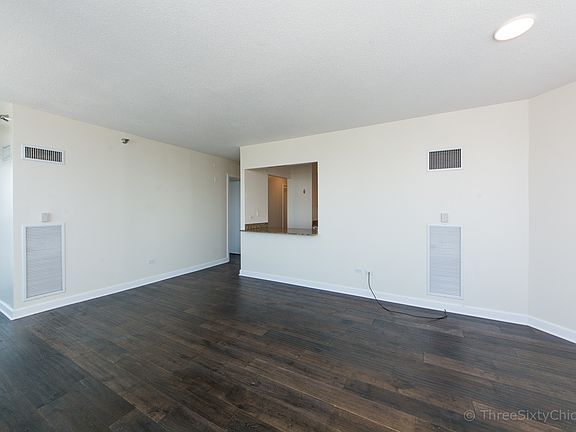 5th image of 400 N Lasalle St #4111