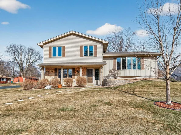 6331 Riverview Ter NE, Fridley, MN 55432