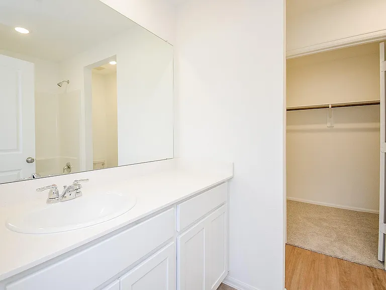 26811 Urraca Dr — Photo 11