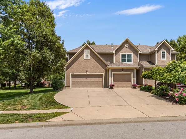 22808 W 73rd St, Shawnee, KS 66227