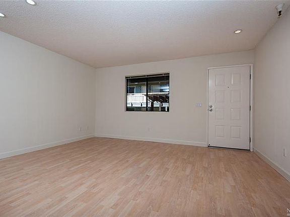 5th image of 720 Petaluma Blvd S APT 15