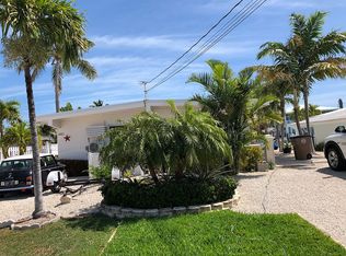 470 4th St, Key Colony Beach, FL 33051