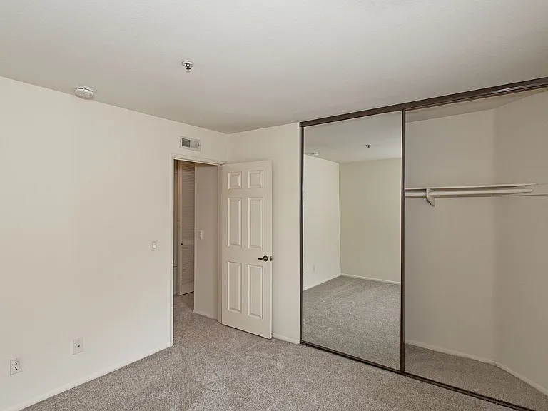 1955 Spyglass Cir — Photo 18