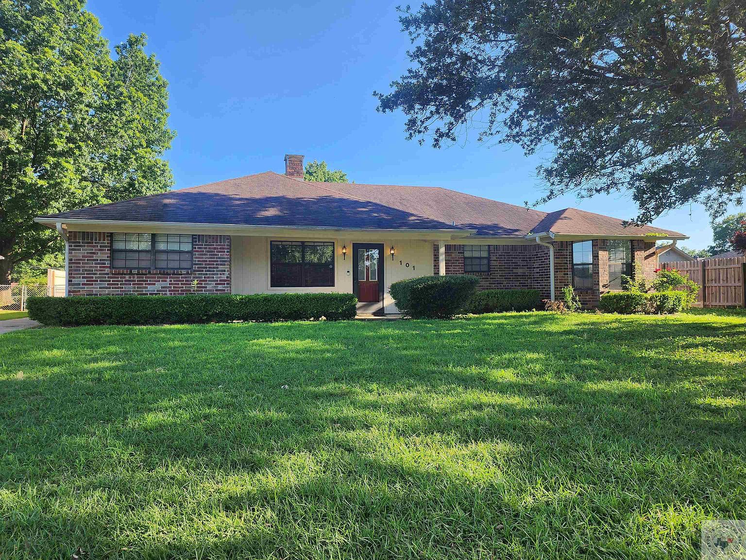 101 Kimball Dr, Wake Village, TX 75501 MLS 113554 Zillow