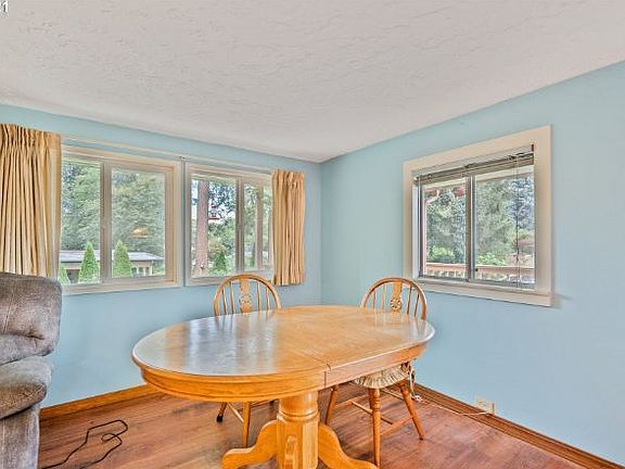 5th image of 12603 NE 20th Ave