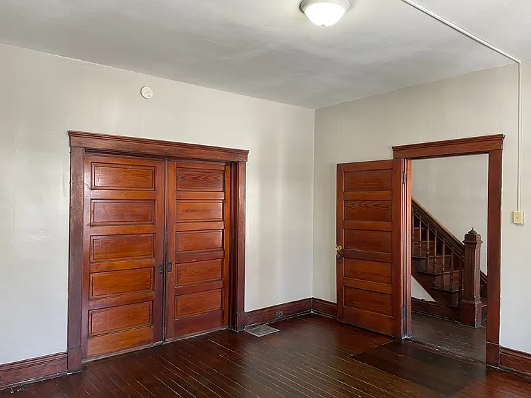 858 S 23rd St — Photo 10