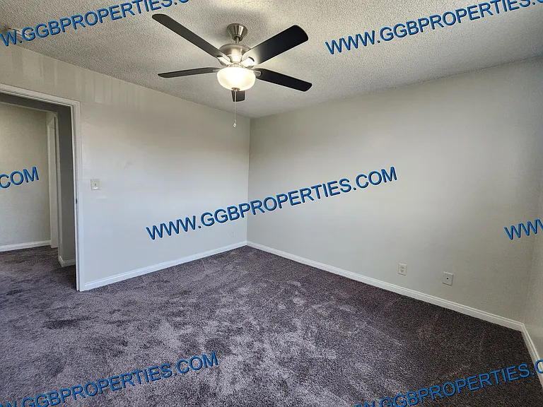 12721-12729 S Kalnor Ave — Photo 8