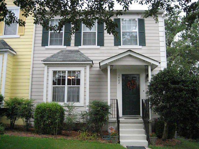 Great Updated Town Home