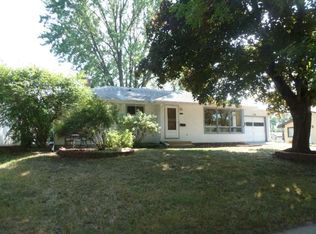 2184 Mesabi Ave, North Saint Paul, MN 55109