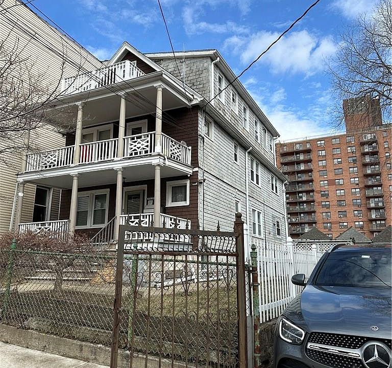 1st image of 849 E 232nd Street