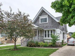2014 N 55th St, Milwaukee, WI 53208