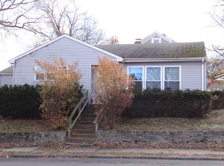 96 Raymond Street Ext, New London, CT 06320