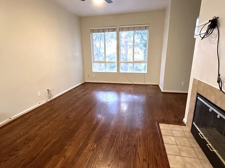 470 White Chapel Ave — Photo 5